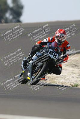 media/Nov-01-2025-TrackDaz (Sat) [[2b4d5192bc]]/A Group/12pm (Turn 2 (Outside)/